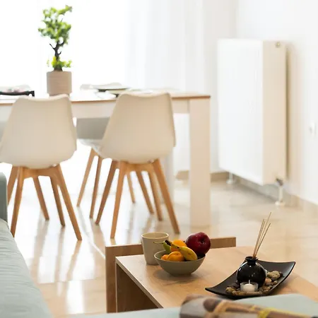 Modern 2br In Old Town, Near Byzantine Walls Apartment *