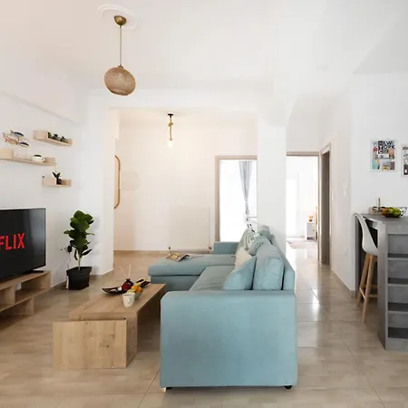 Modern 2br In Poli Near Center Apartament Salonic