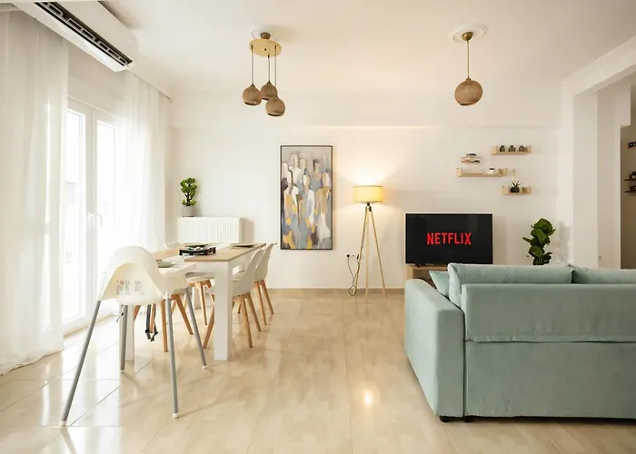 Modern 2br In Old Town, Near Byzantine Walls * Szaloniki