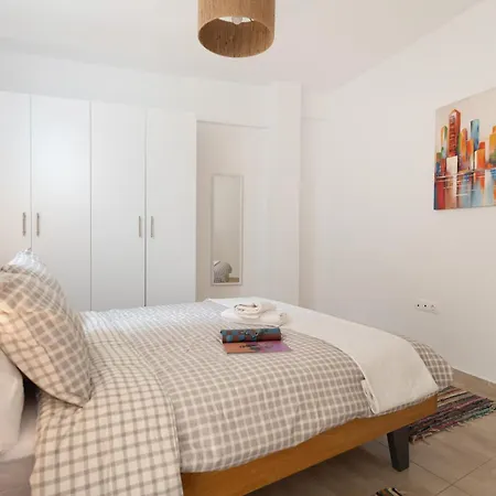 Modern 2br In Poli Near Center סלוניקי