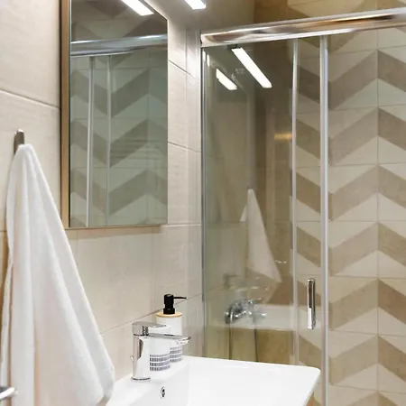Apartment Modern 2br In Poli Near Center Thessaloniki