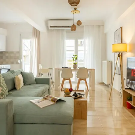 Modern 2br In Poli Near Center * סלוניקי
