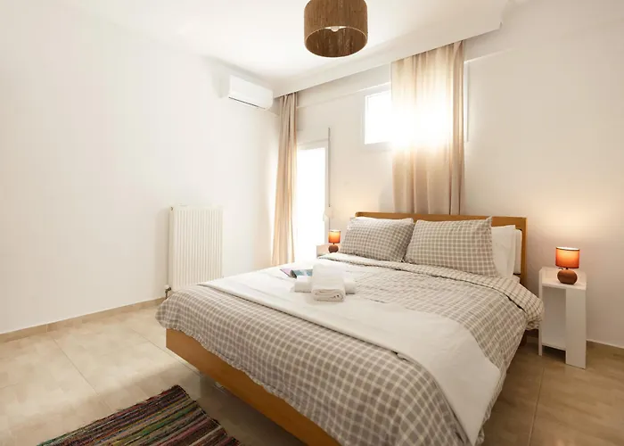 Modern 2br In Old Town, Near Byzantine Walls * Салоники