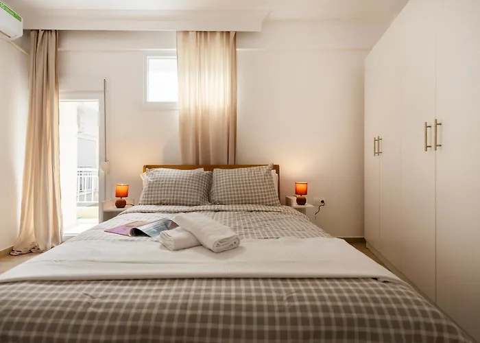 Modern 2br In Old Town, Near Byzantine Walls Салоники
