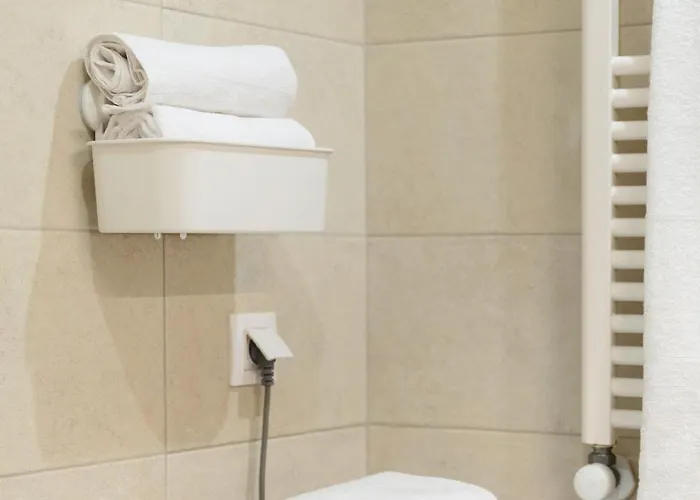 Modern 2br In Old Town, Near Byzantine Walls