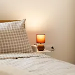 Modern 2br In Old Town, Near Byzantine Walls