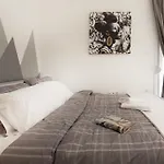 Modern 2br In Old Town, Near Byzantine Walls 公寓 *