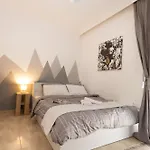 Modern 2br In Old Town, Near Byzantine Walls *