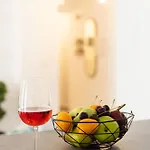 Modern 2br In Old Town, Near Byzantine Walls 公寓 *