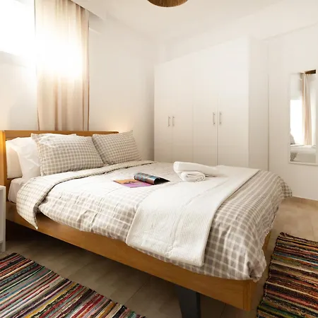 Modern 2br In Poli Near Center شقة