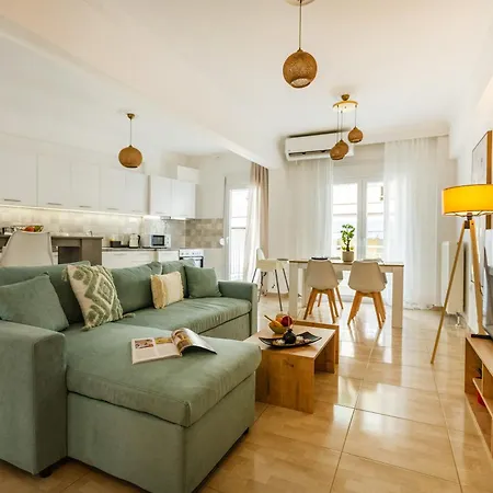 شقة Modern 2br In Poli Near Center