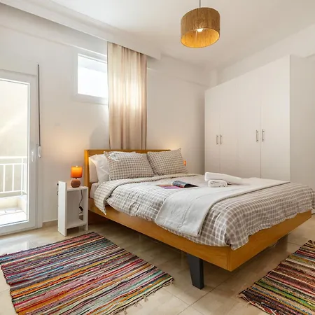 Modern 2br In Poli Near Center