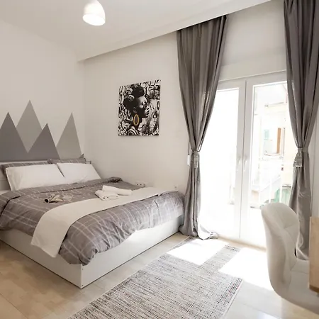Modern 2br In Poli Near Center