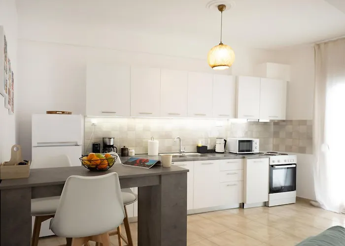 Modern 2br In Old Town, Near Byzantine Walls *