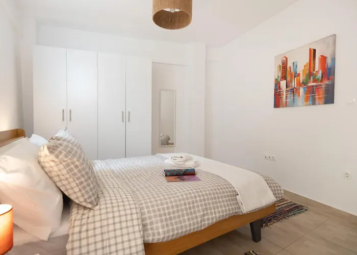 Modern 2br In Old Town, Near Byzantine Walls Selanik