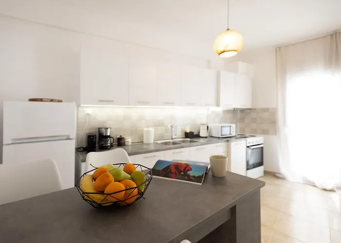 Modern 2br In Old Town, Near Byzantine Walls *