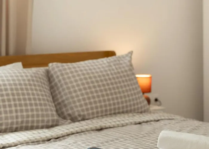 Modern 2br In Old Town, Near Byzantine Walls Daire Selanik