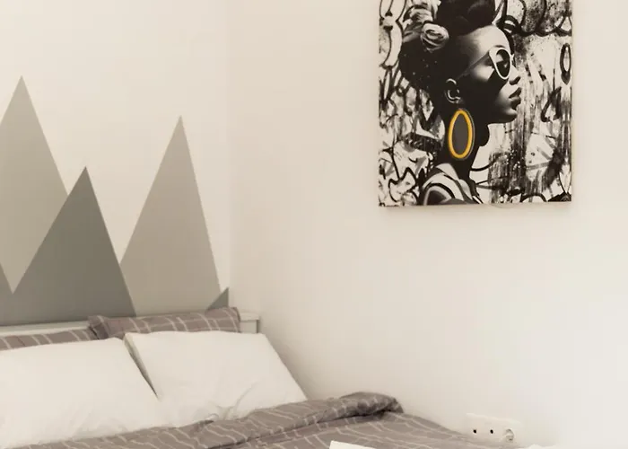 Modern 2br In Old Town, Near Byzantine Walls Selanik